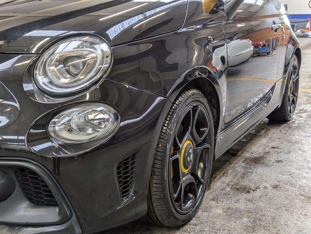 <p>2018 ABARTH 595 TROFEO</p>