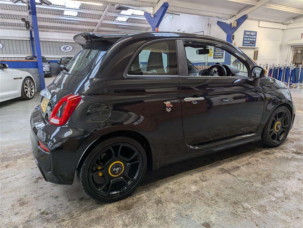 <p>2018 ABARTH 595 TROFEO</p>