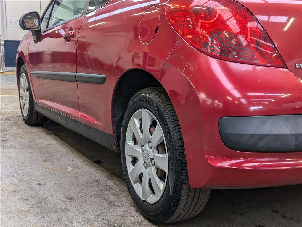 <p>2007 PEUGEOT 207 S HDI 67</p>