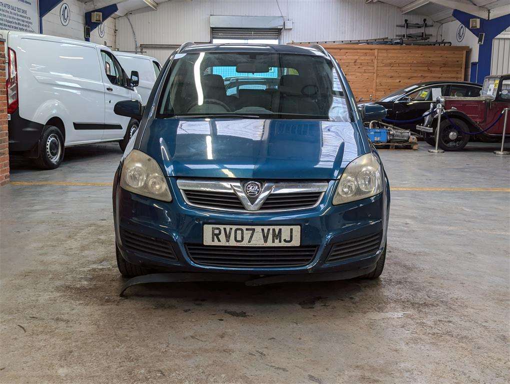 <p>2007 VAUXHALL ZAFIRA CLUB EASYTRONIC</p>