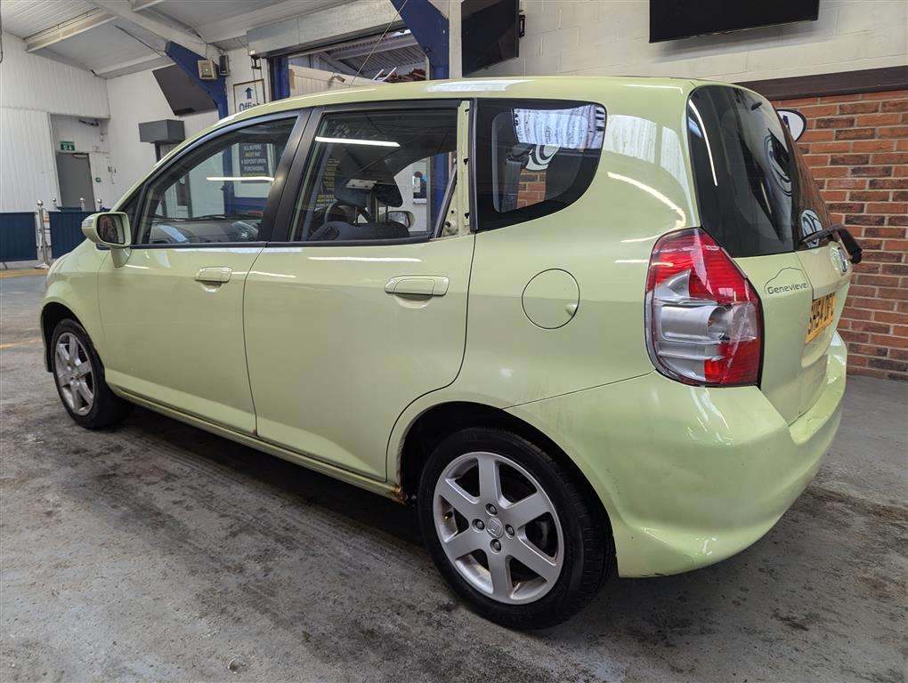 <p>2004 HONDA JAZZ SE</p>