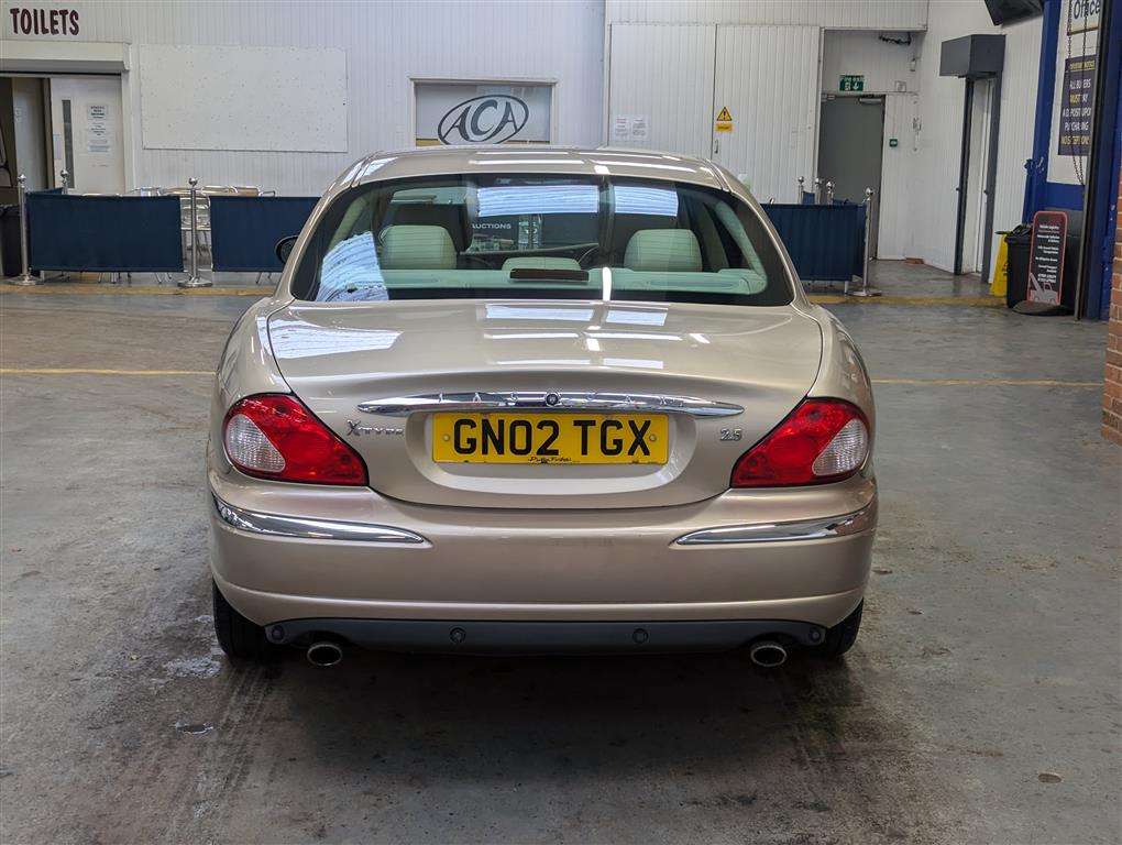 <p>2002 JAGUAR X-TYPE V6 SE AUTO</p>