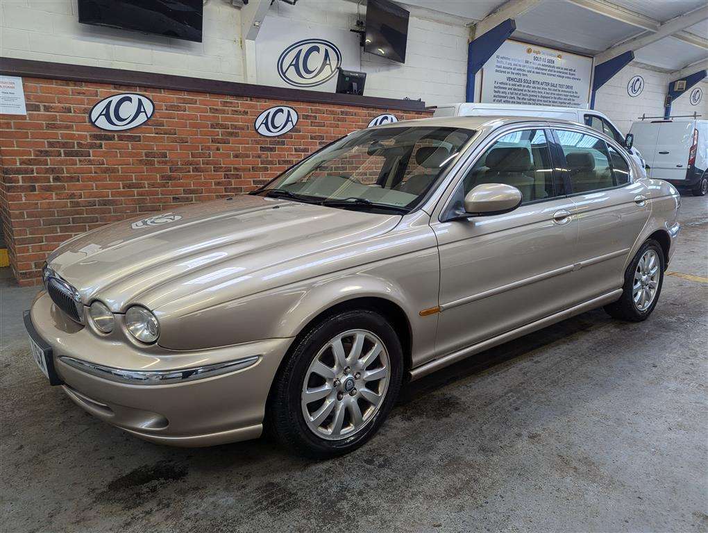 <p>2002 JAGUAR X-TYPE V6 SE AUTO</p>