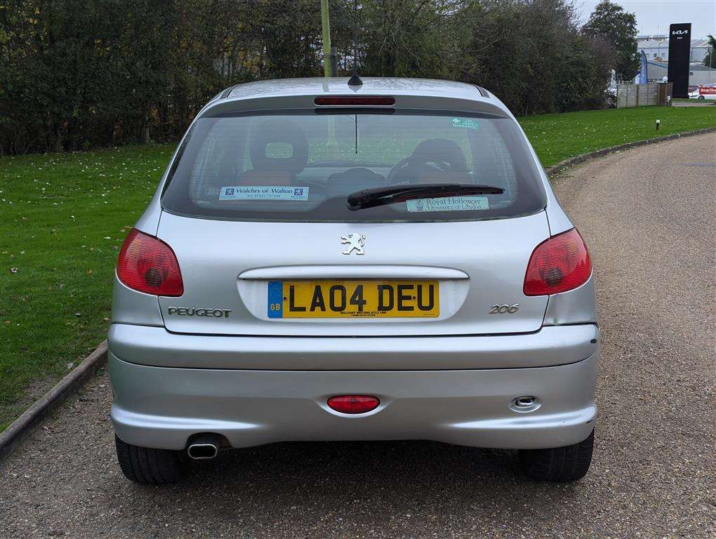 <p>2004 PEUGEOT 206 GTI</p>