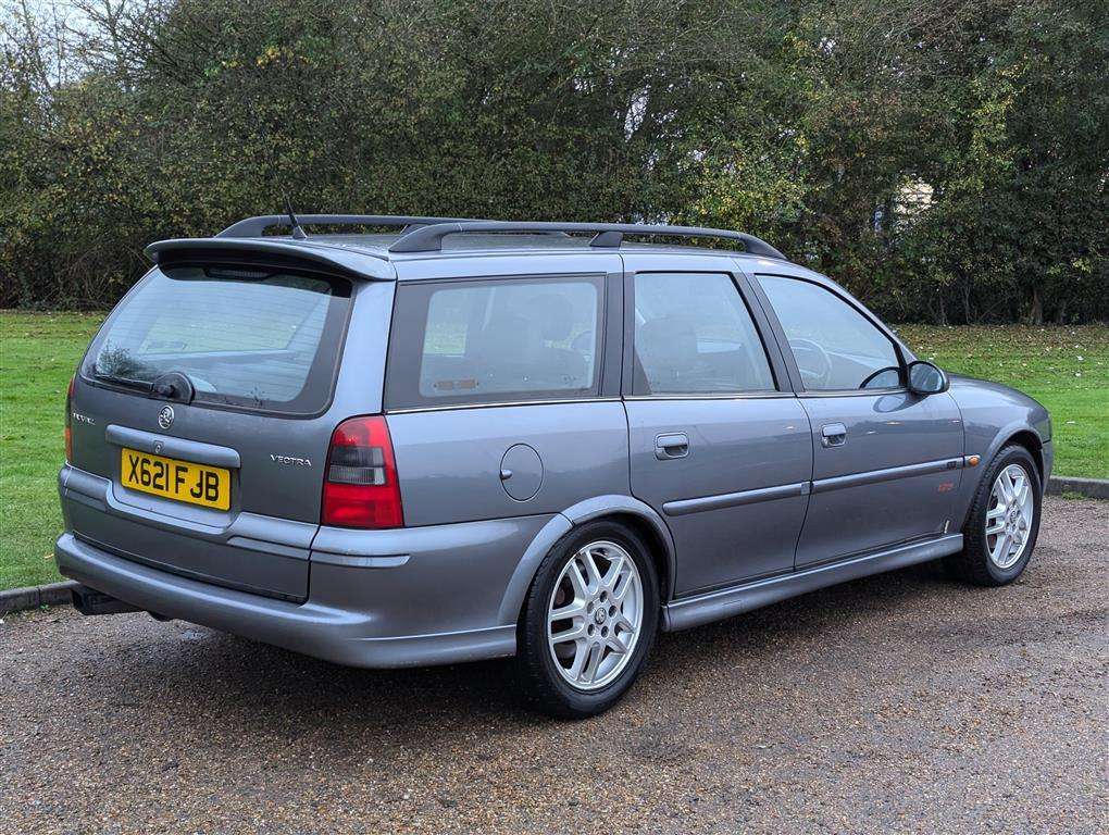 <p>2000 VAUXHALL VECTRA SRI 150</p>