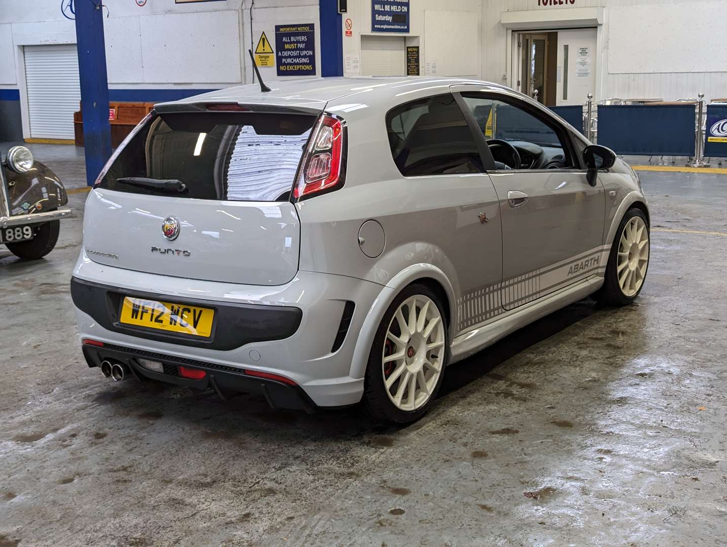 <p>2012 ABARTH PUNTO EVO</p>