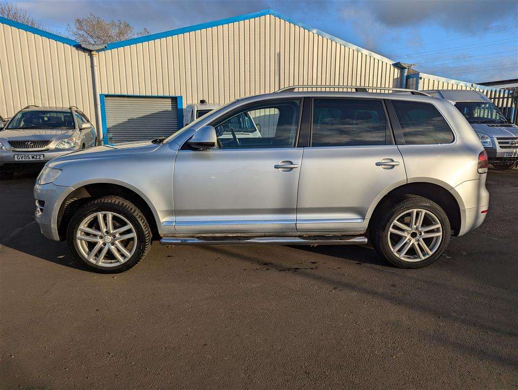 <p>2007 VOLKSWAGEN TOUAREG **SOLD</p>