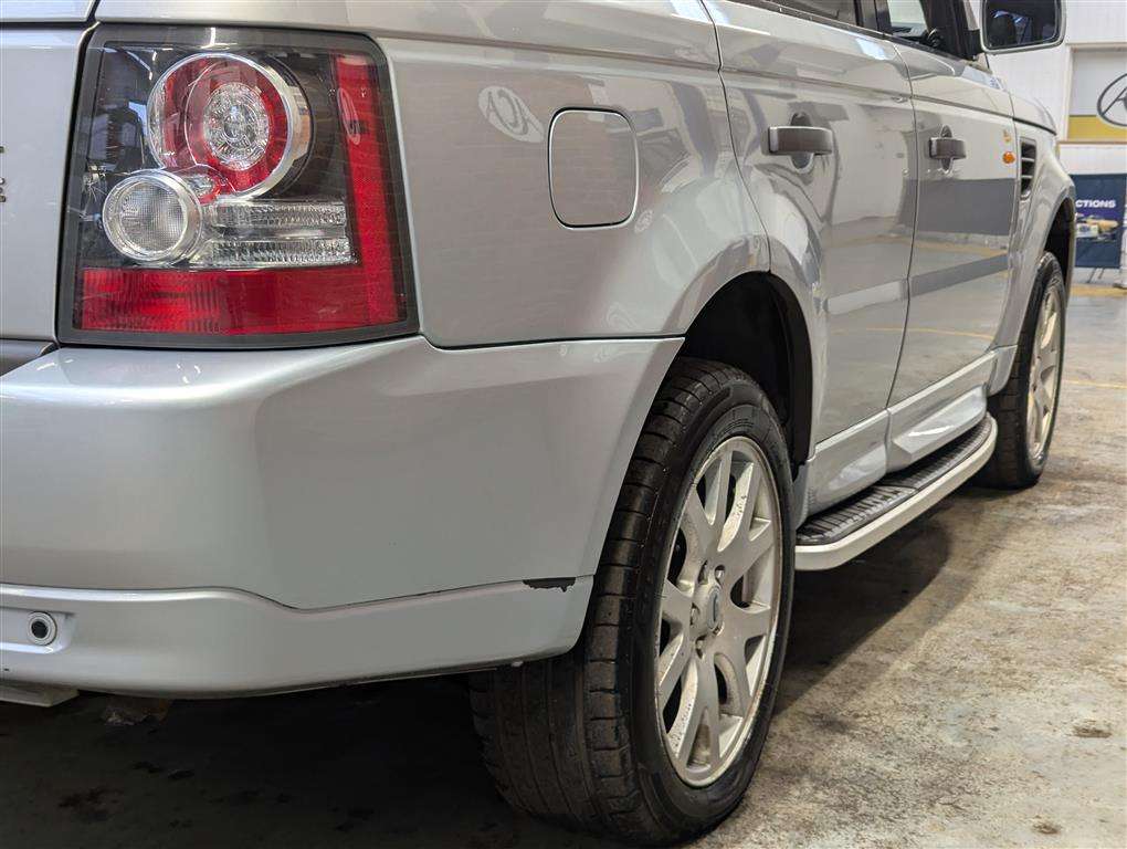 <p>2006 LAND ROVER RANGE ROVER SP HSE TDV6 AUTO</p>