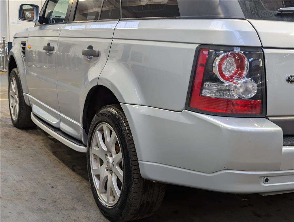 <p>2006 LAND ROVER RANGE ROVER SP HSE TDV6 AUTO</p>