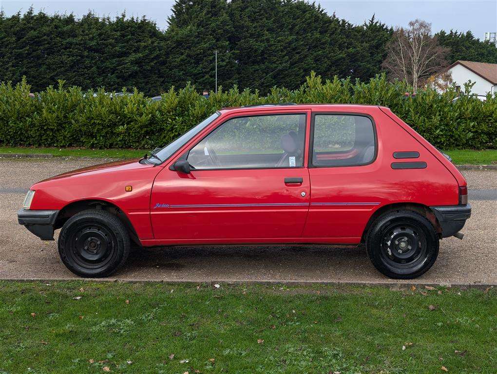 <p>1994 PEUGEOT 205 JUNIOR</p>