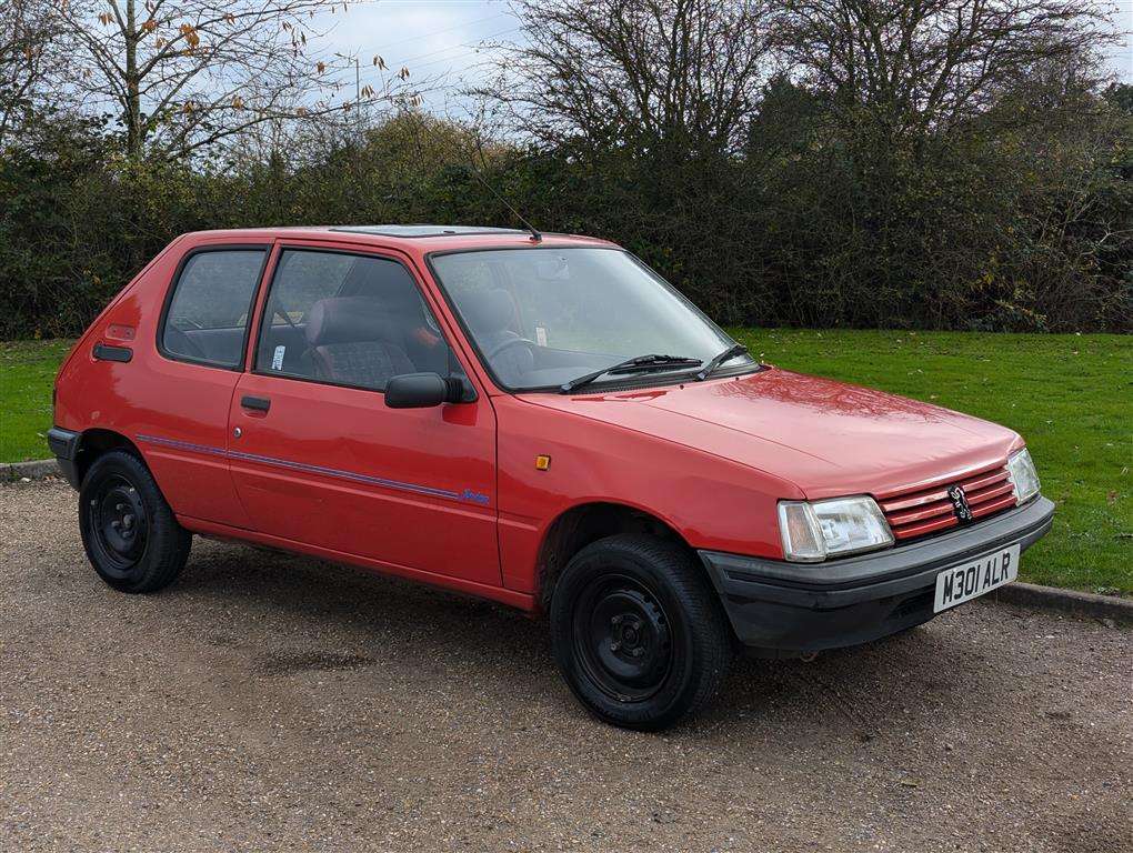 <p>1994 PEUGEOT 205 JUNIOR</p>