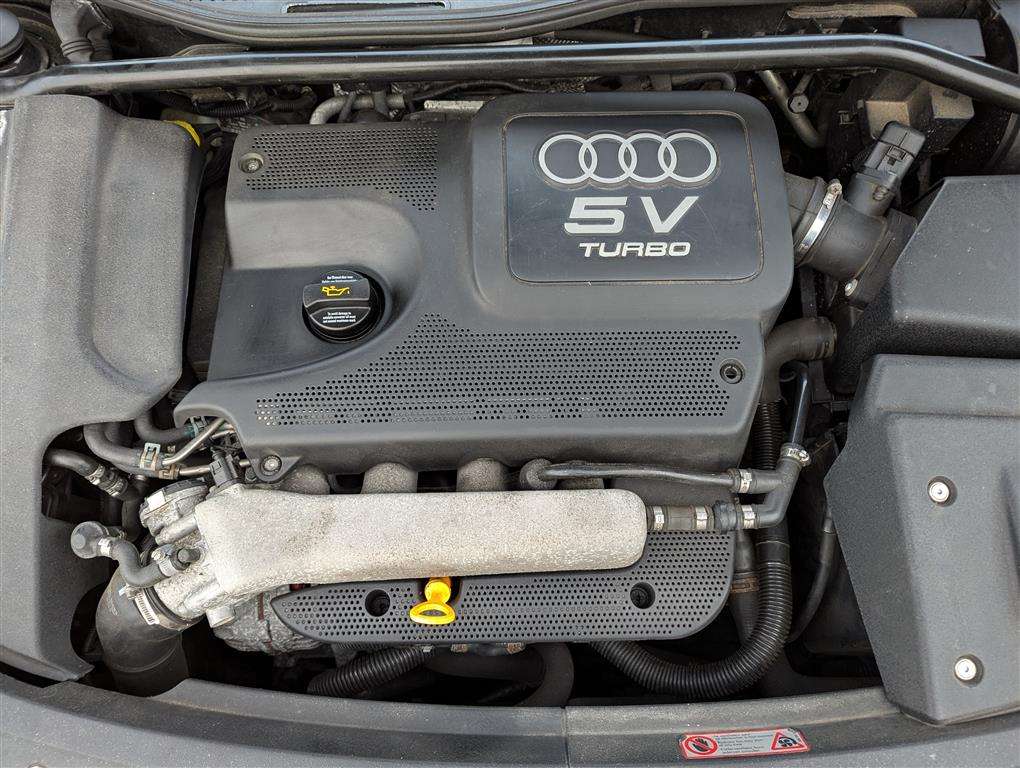 <p>2003 AUDI TT QUATTRO (180 BHP)</p>