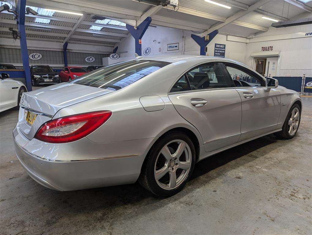 <p>2011 MERCEDES-BENZ CLS350 CDI BLUEEFFICIENCY</p>