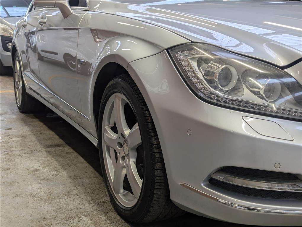 <p>2011 MERCEDES-BENZ CLS350 CDI BLUEEFFICIENCY</p>