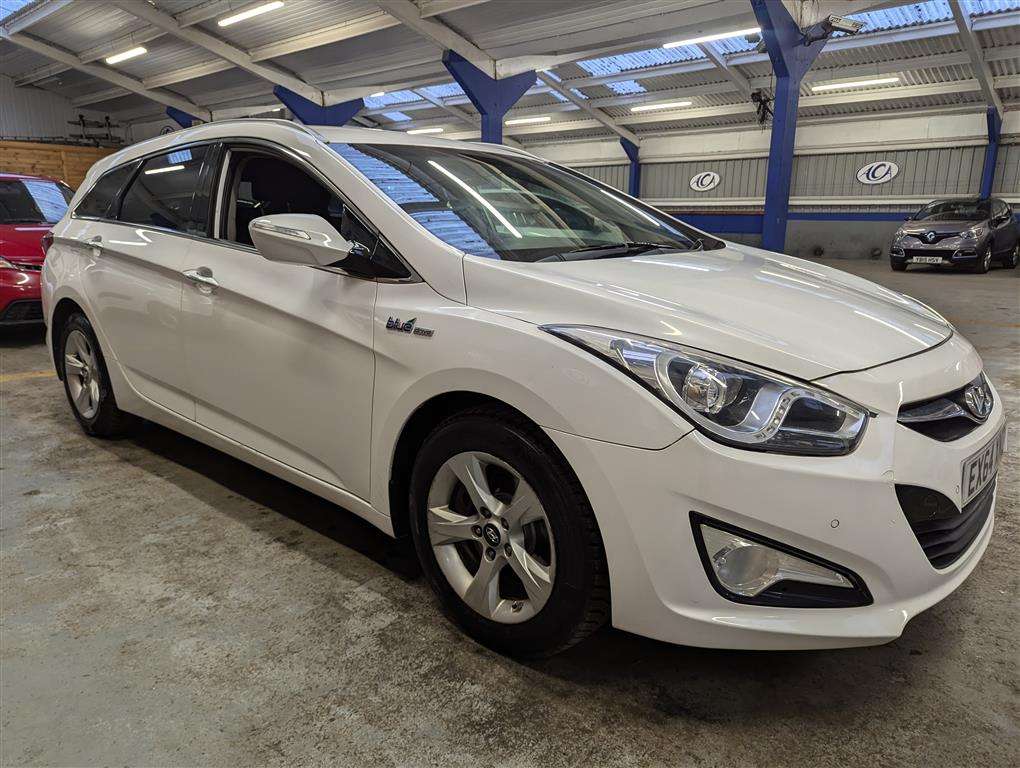 <p>2014 HYUNDAI I40 STYLE BLUE DRIVE CRDI</p>