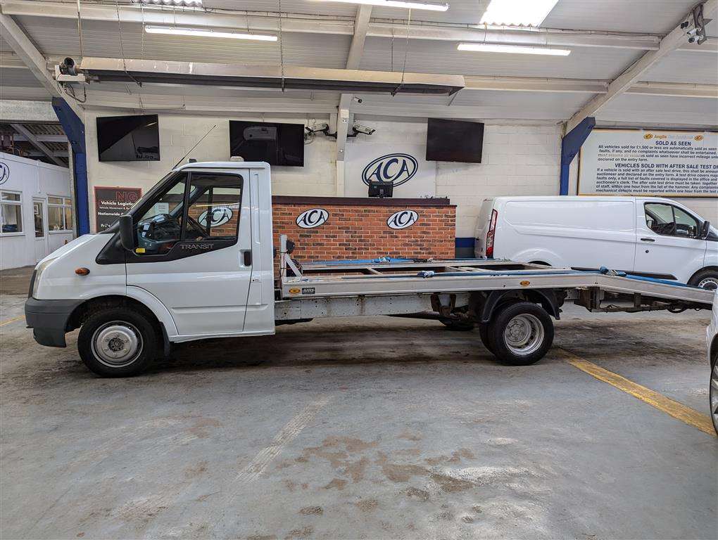 <p>2012 FORD TRANSIT 125 T350 RWD DROPSIDE</p>