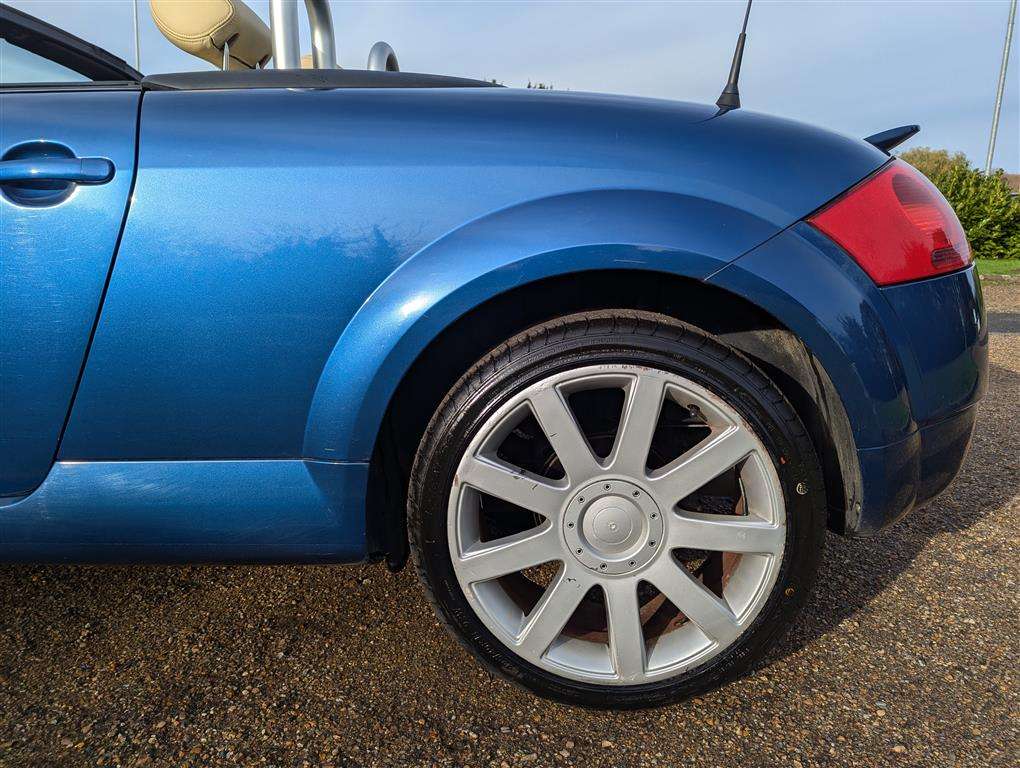 <p>2005 AUDI TT ROADSTER (150 BHP)</p>