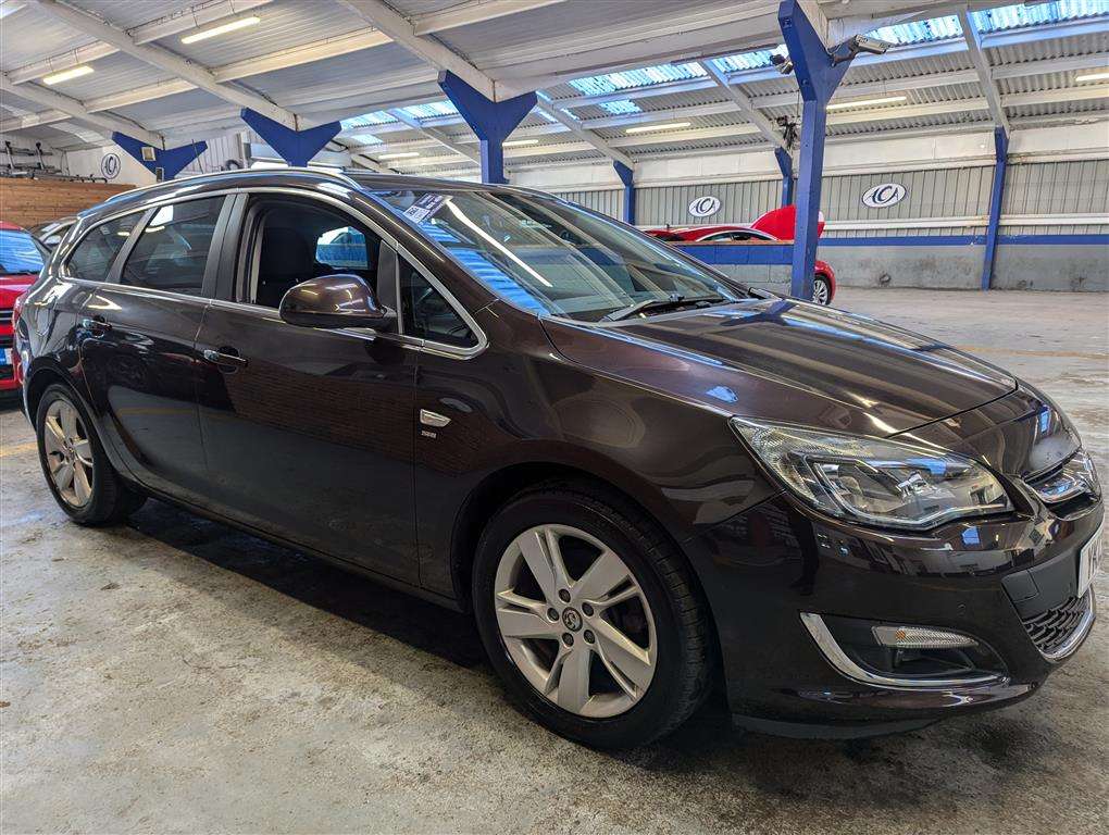 <p>2013 VAUXHALL ASTRA SRI CDTI S/S</p>