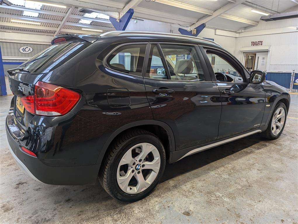 <p>2011 BMW X1 XDRIVE 18D SE</p>