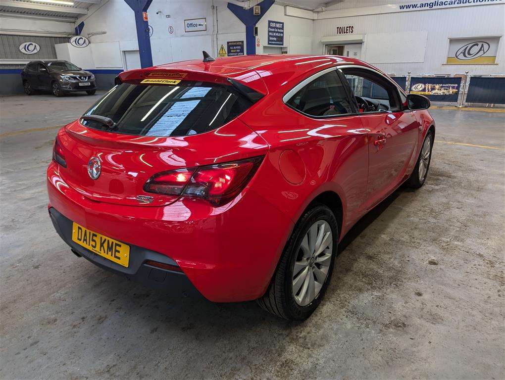 <p>2015 VAUXHALL ASTRA GTC SRI CDTI S/S</p>