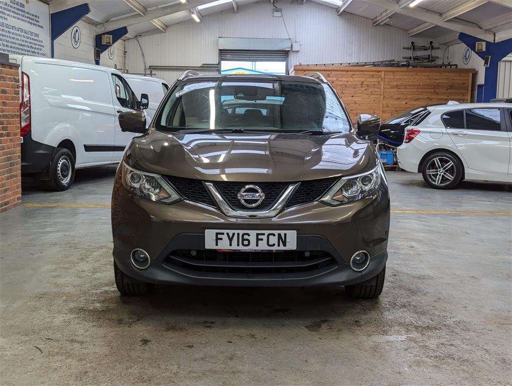 <p>2016 NISSAN QASHQAI TEKNA DCI</p>