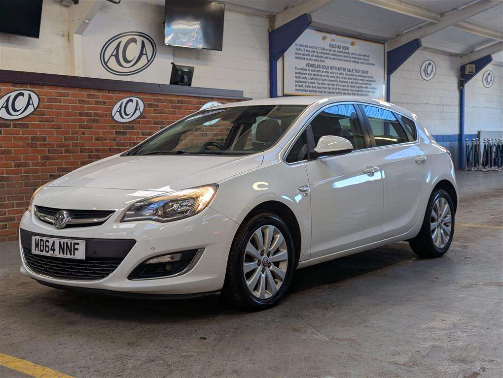 <p>2015 VAUXHALL ASTRA ELITE CDTI S/S</p>