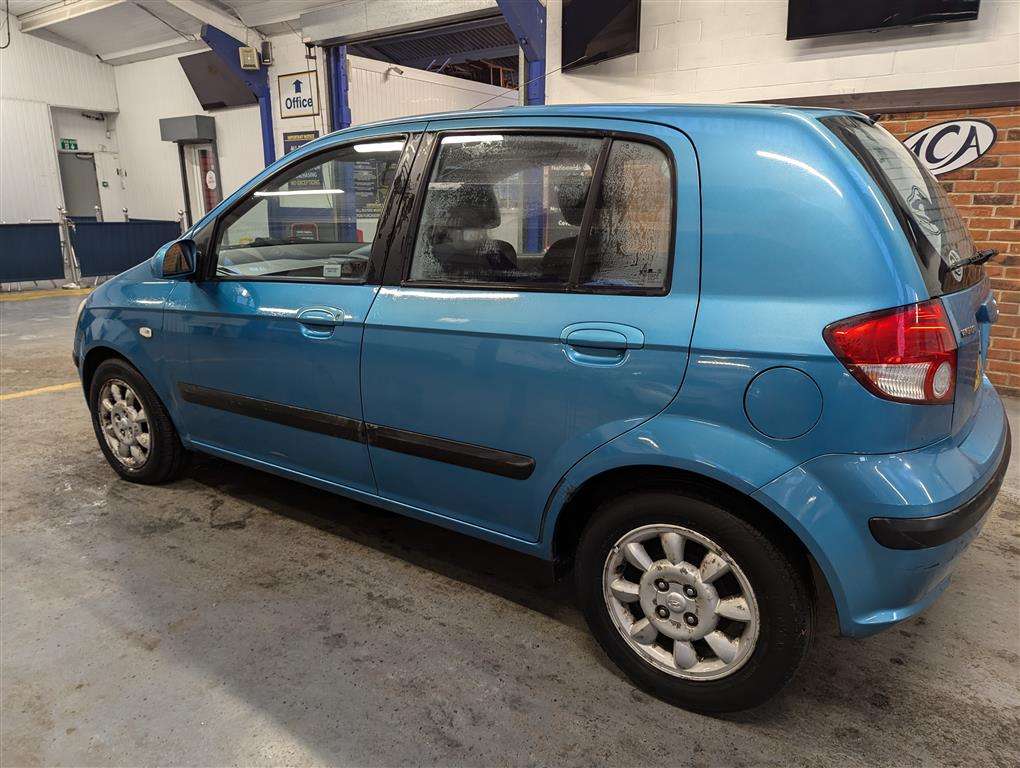 <p>2004 HYUNDAI GETZ CDX AUTO</p>