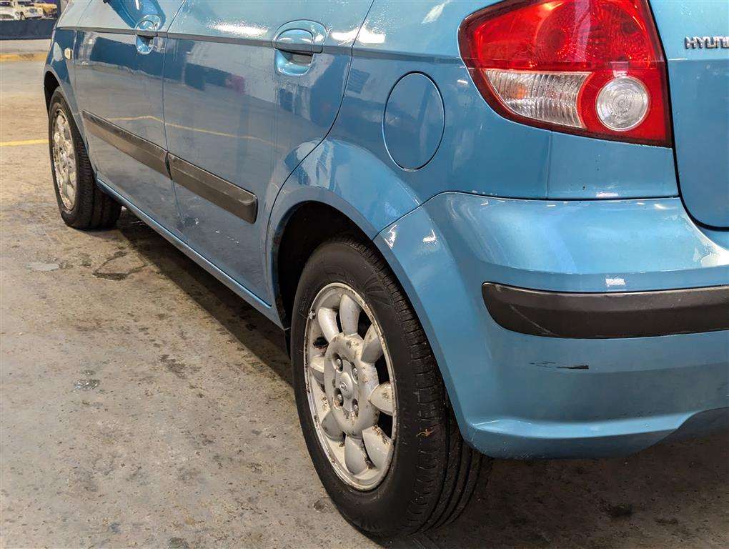 <p>2004 HYUNDAI GETZ CDX AUTO</p>