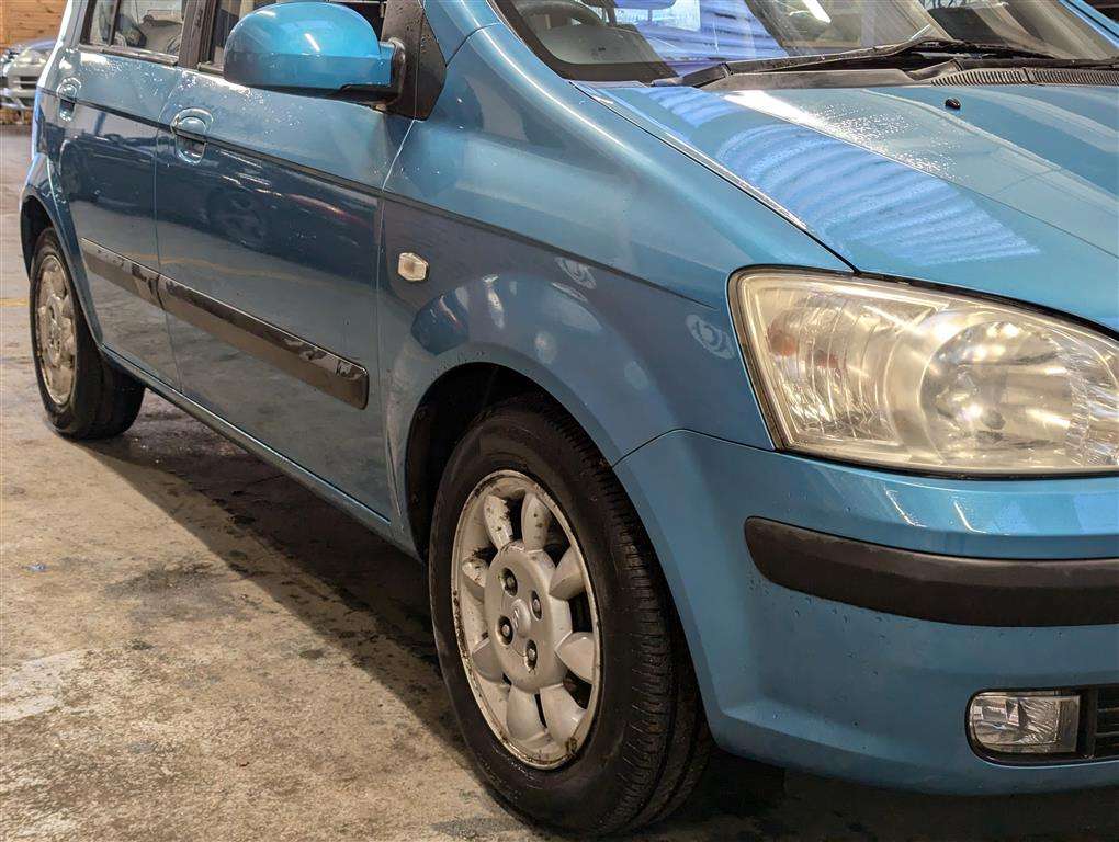 <p>2004 HYUNDAI GETZ CDX AUTO</p>