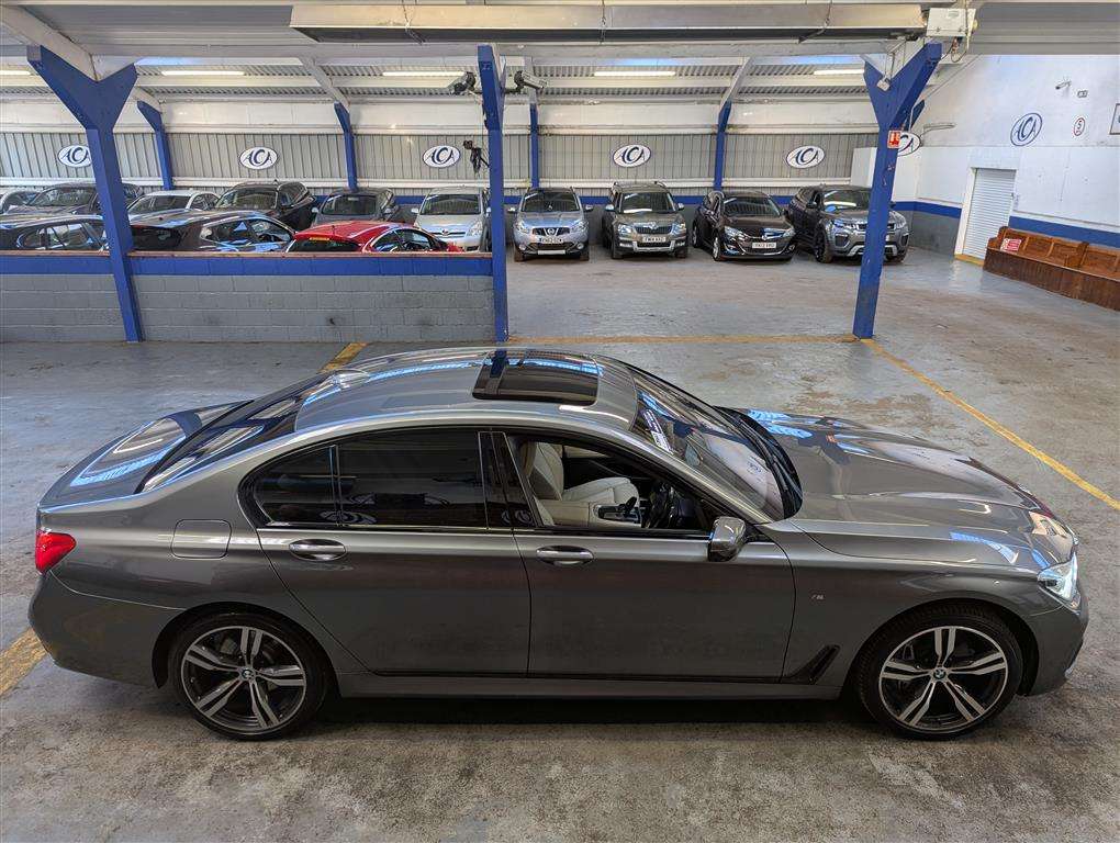 <p>2016 BMW 740D XDRIVE M SPORT AUTO</p>