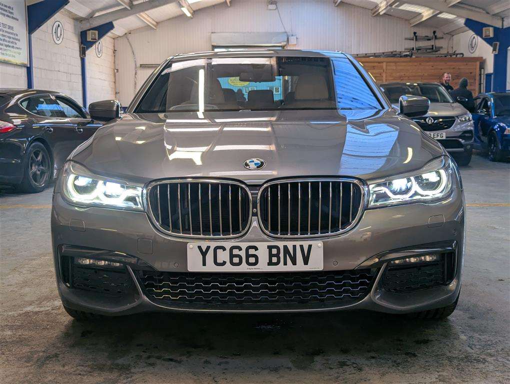 <p>2016 BMW 740D XDRIVE M SPORT AUTO</p>