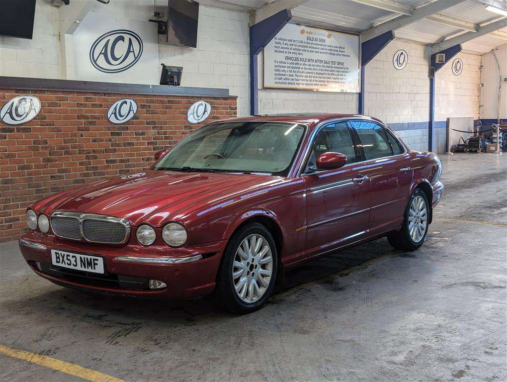 <p>2003 JAGUAR XJ8 V8 SE AUTO</p>