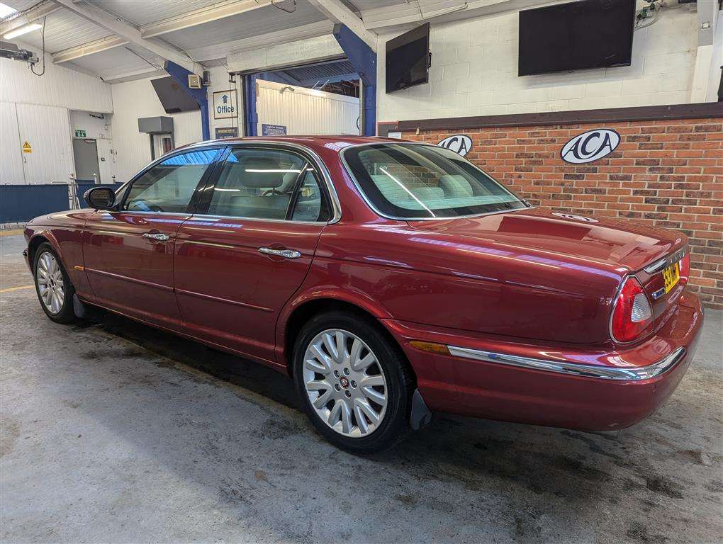 <p>2003 JAGUAR XJ8 V8 SE AUTO</p>