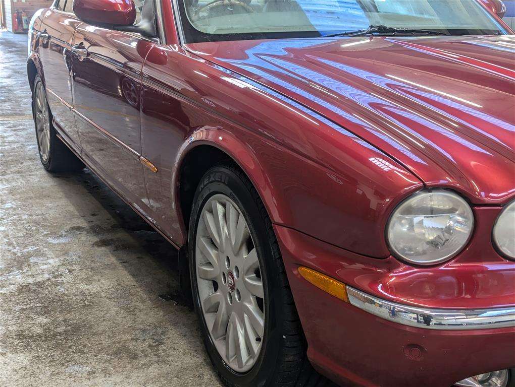 <p>2003 JAGUAR XJ8 V8 SE AUTO</p>