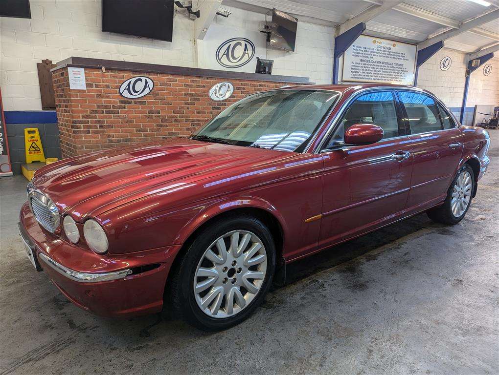 <p>2003 JAGUAR XJ8 V8 SE AUTO</p>