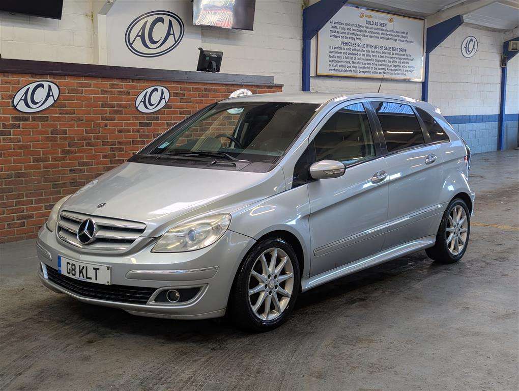 <p>2008 MERCEDES B200 CDI SE CVT</p>