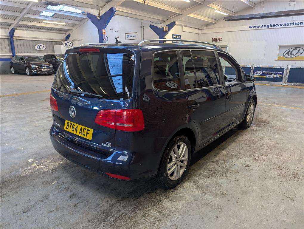 <p>2014 VOLKSWAGEN TOURAN SE BLUEMOTION T TD</p>