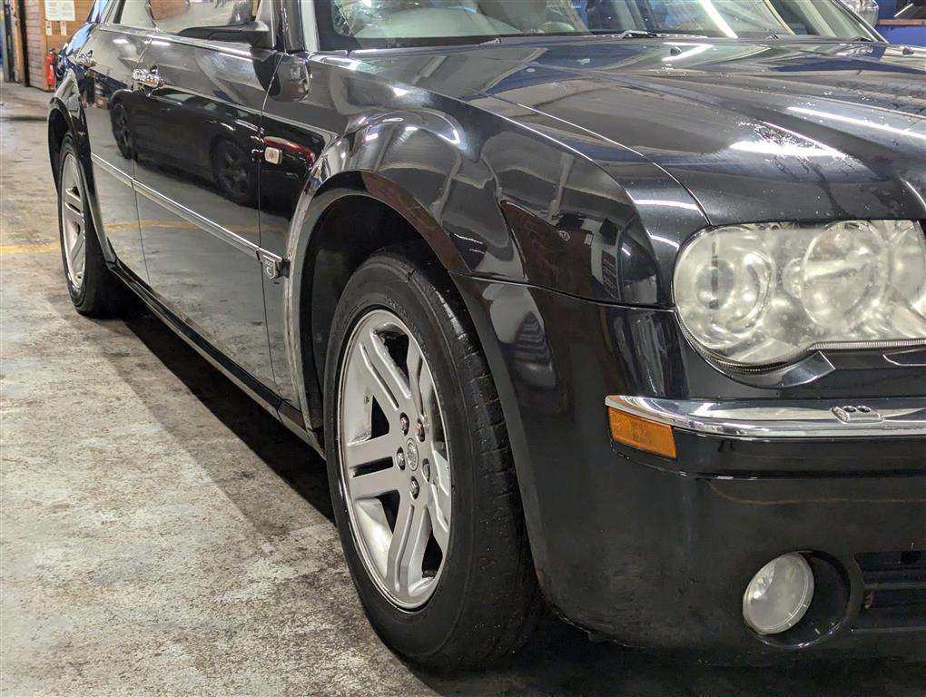 <p>2006 CHRYSLER 300C CRD AUTO</p>