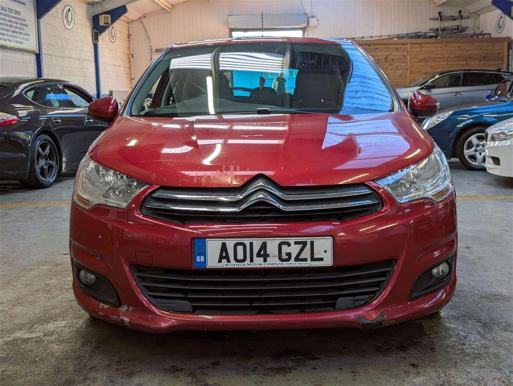 <p>2014 CITROEN C4 VTR+ VTI AUTO</p>