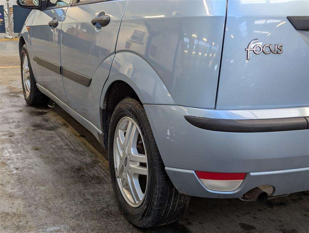 <p>2005 FORD FOCUS ZETEC AUTO</p>