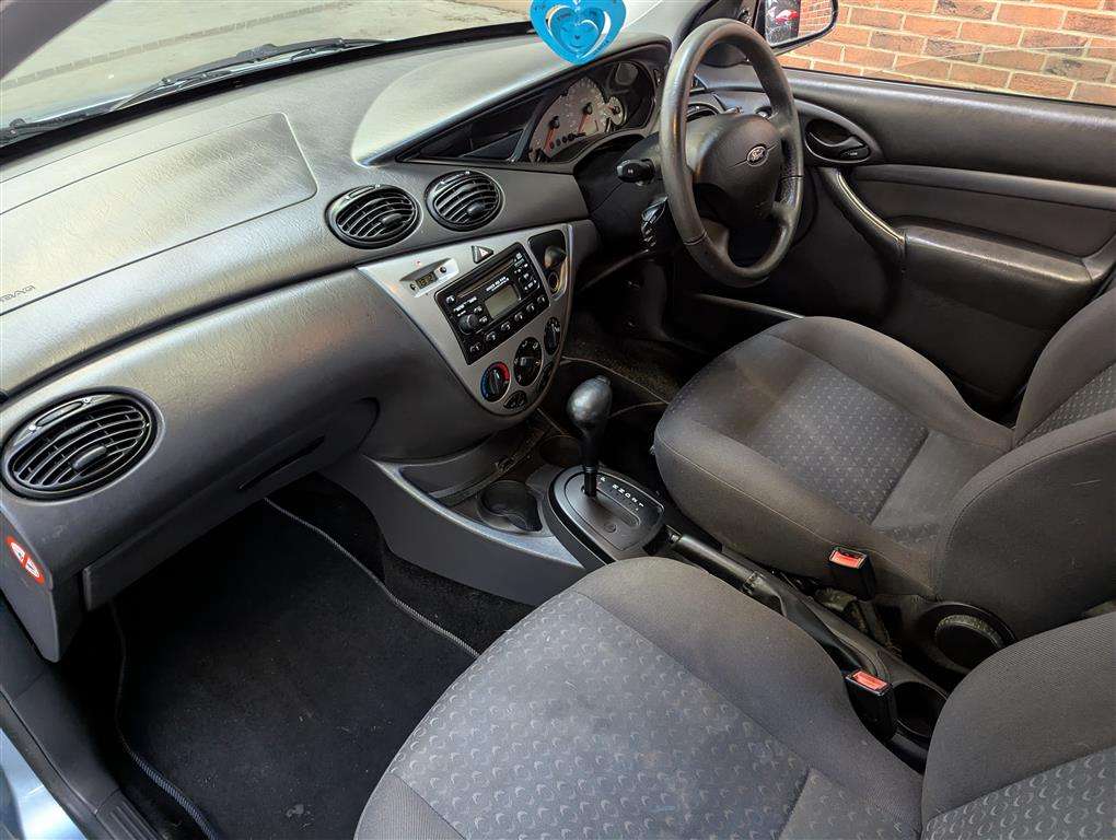 <p>2005 FORD FOCUS ZETEC AUTO</p>