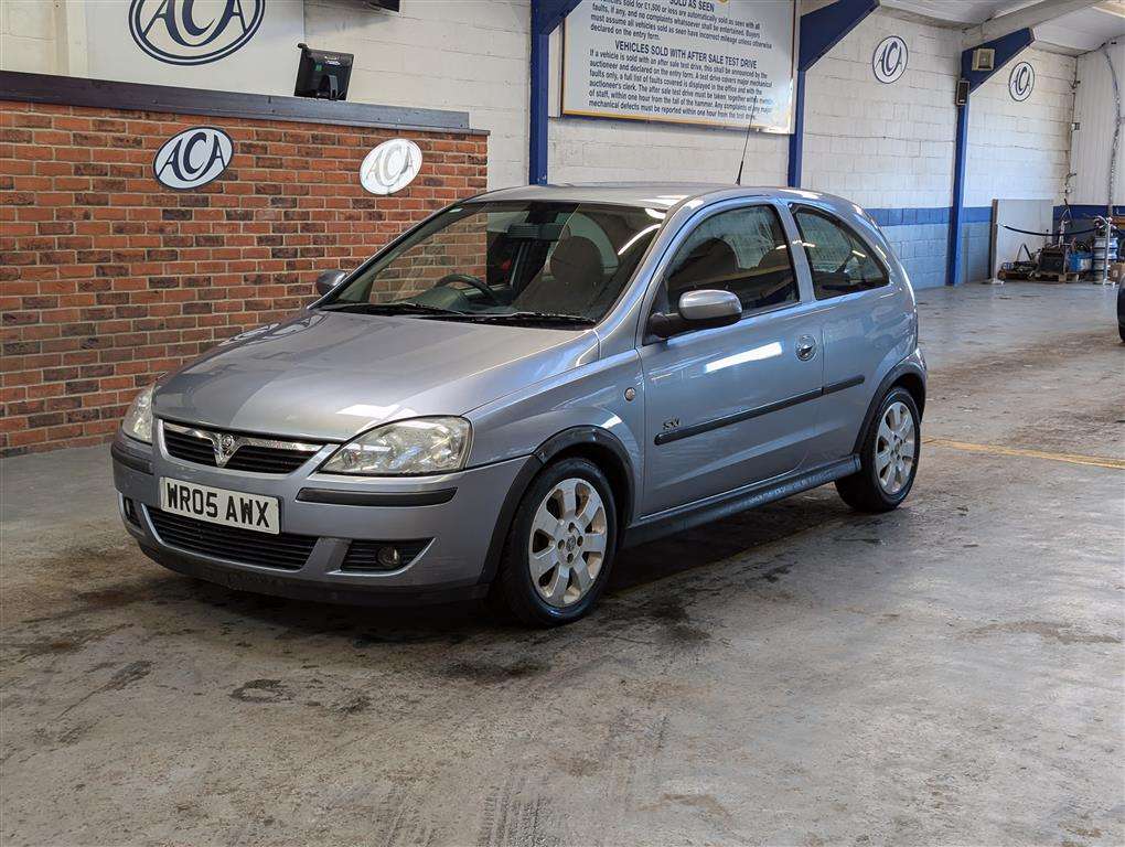 <p>2005 VAUXHALL CORSA SXI TWINPORT</p>