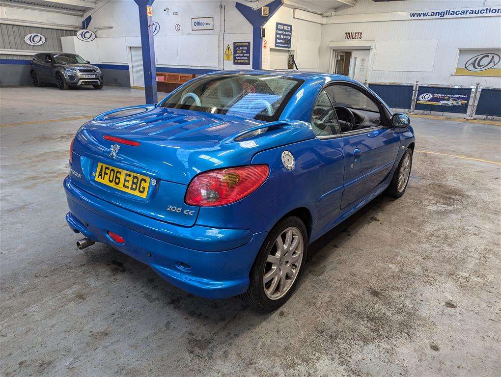 <p>2006 PEUGEOT 206 ALLURE CC S-A</p>