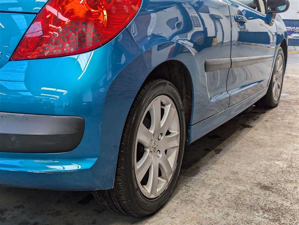 <p>2008 PEUGEOT 207 SPORT CC</p>