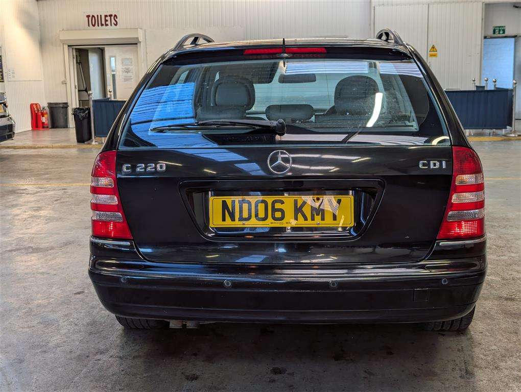 <p>2006 MERCEDES C220 CDI AVANTGDE SE AUTO</p>