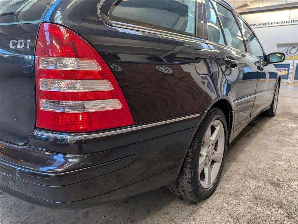 <p>2006 MERCEDES C220 CDI AVANTGDE SE AUTO</p>