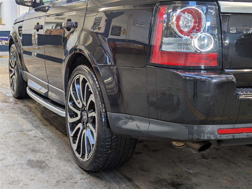 <p>2013 LAND ROVER R ROVER SPORT **SOLD</p>