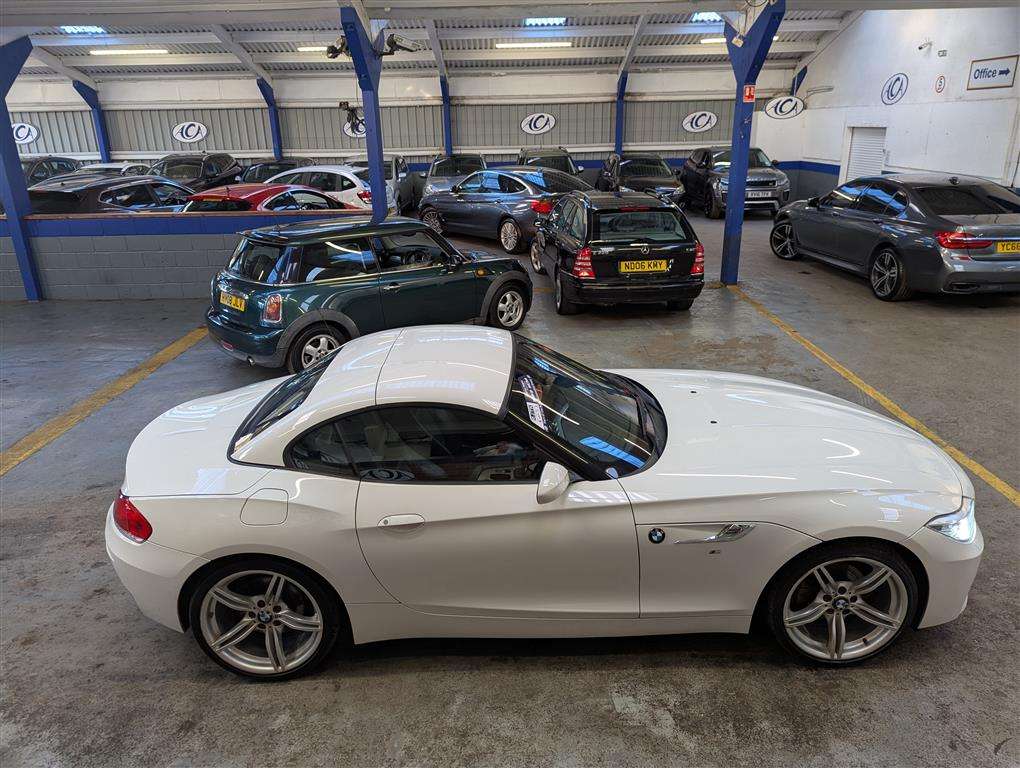 <p>2014 BMW Z4 SDRIVE20I M SPORT</p>