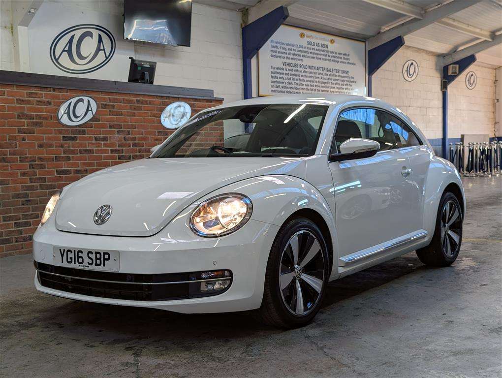 <p>2016 VOLKSWAGEN BEETLE DESIGN TDI BMOTION</p>