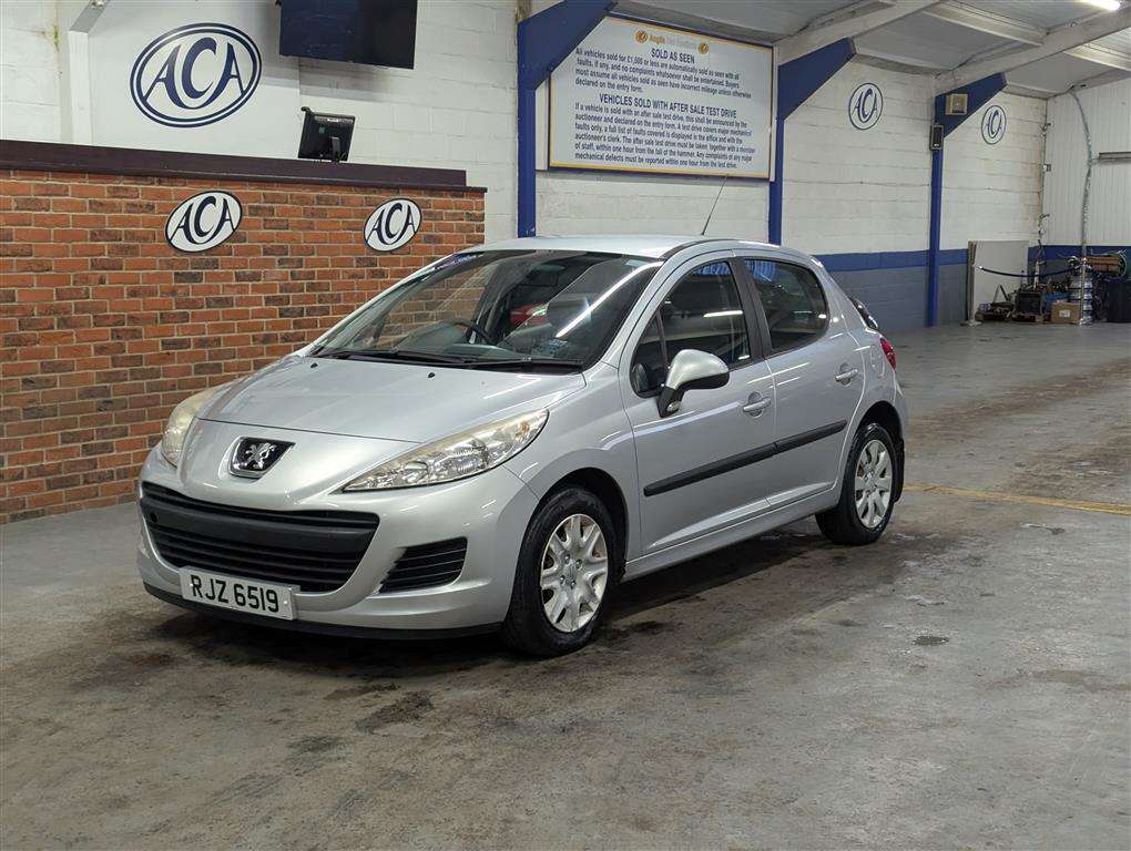 <p>2010 PEUGEOT 207 S S-A</p>